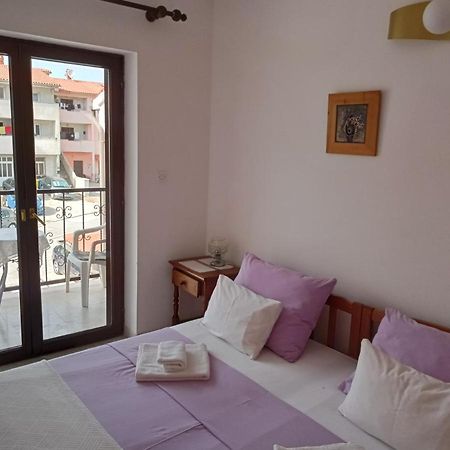 "Sunny" - Studio Apartment Pula Exterior photo